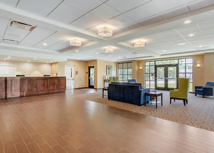 Comfort Inn & Suites